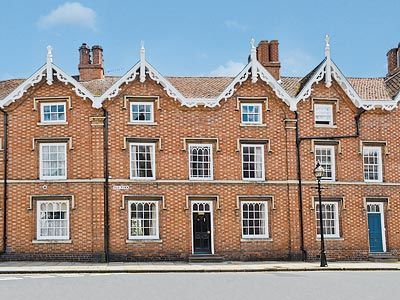 Old Town holiday townhouse in Stratford Upon Avon, UK
